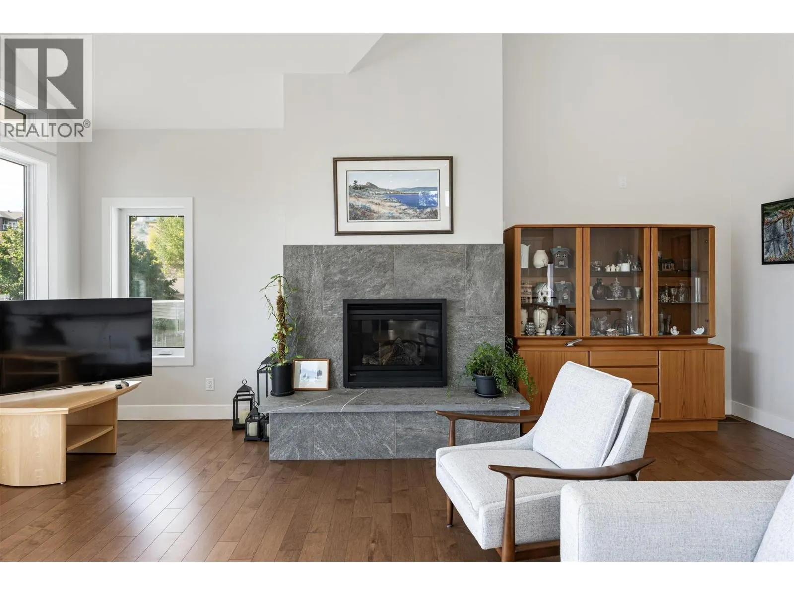 5880 HESPELER Road