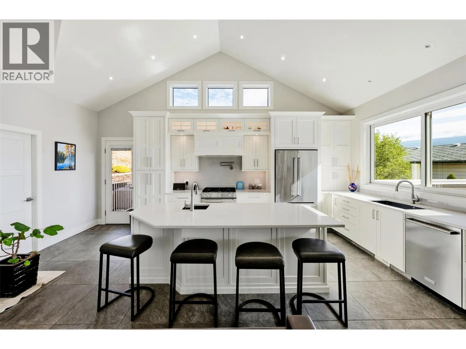 5880 HESPELER Road