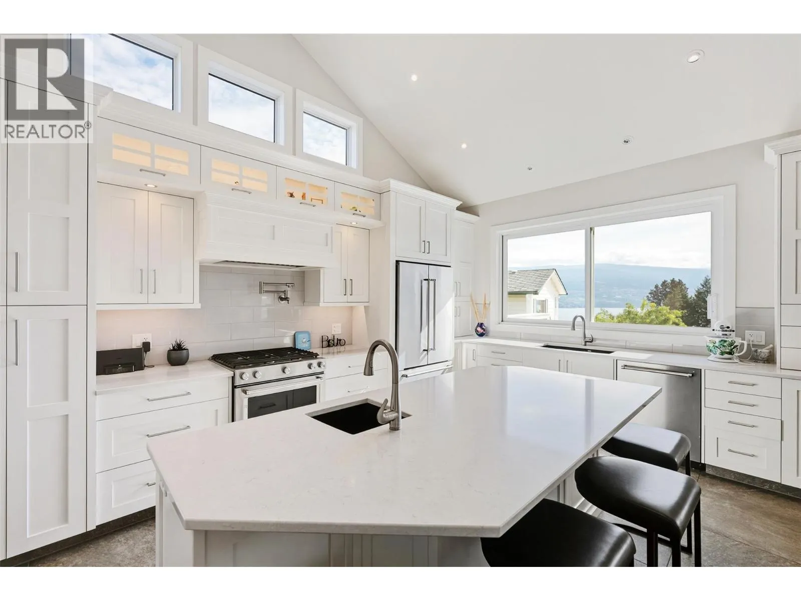 5880 HESPELER Road