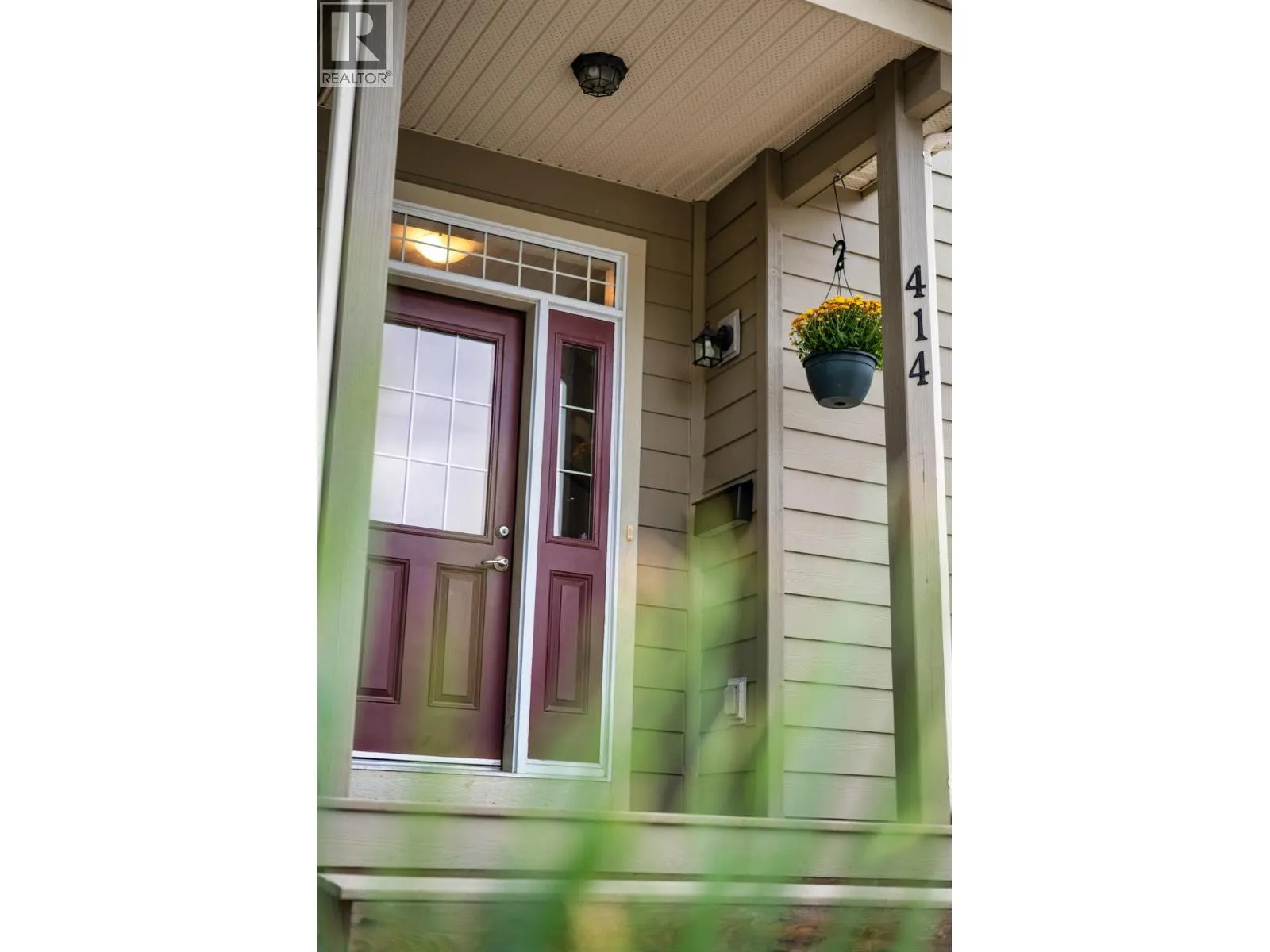 414 Beasley Street W