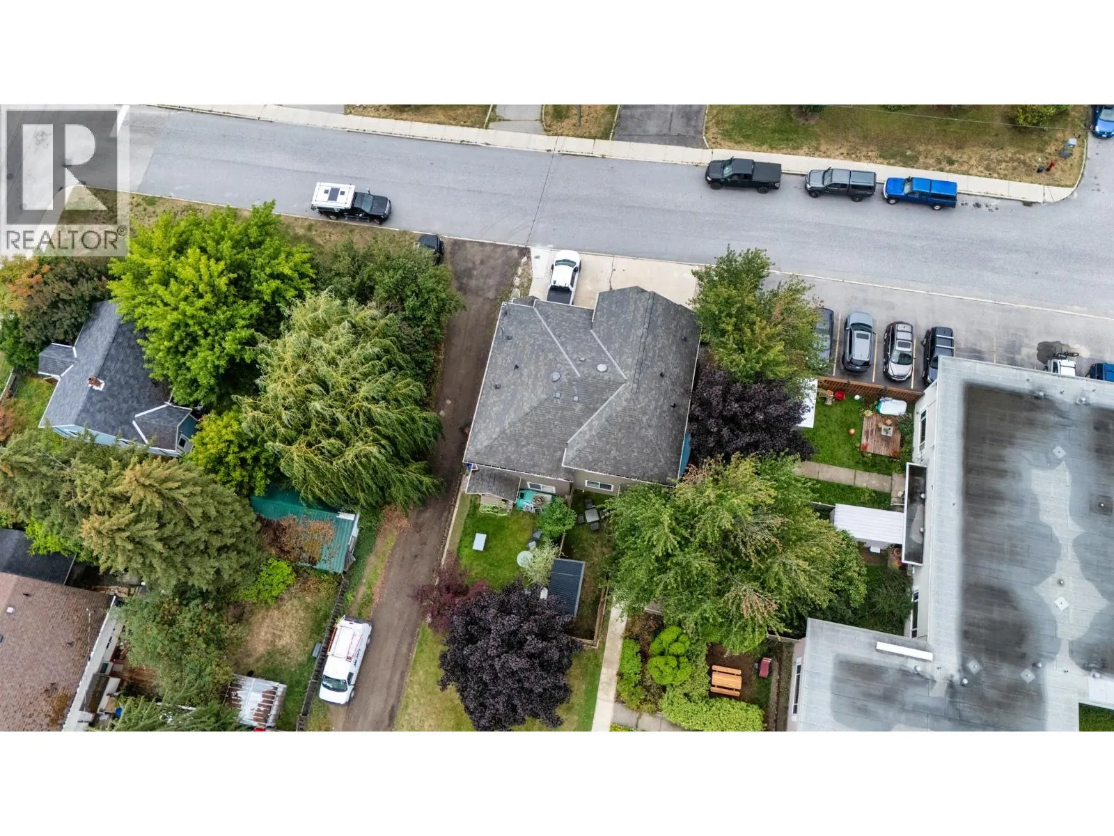 414 Beasley Street W