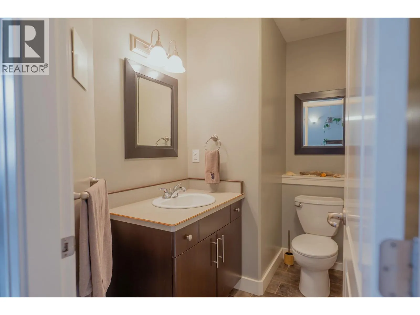 414 Beasley Street W