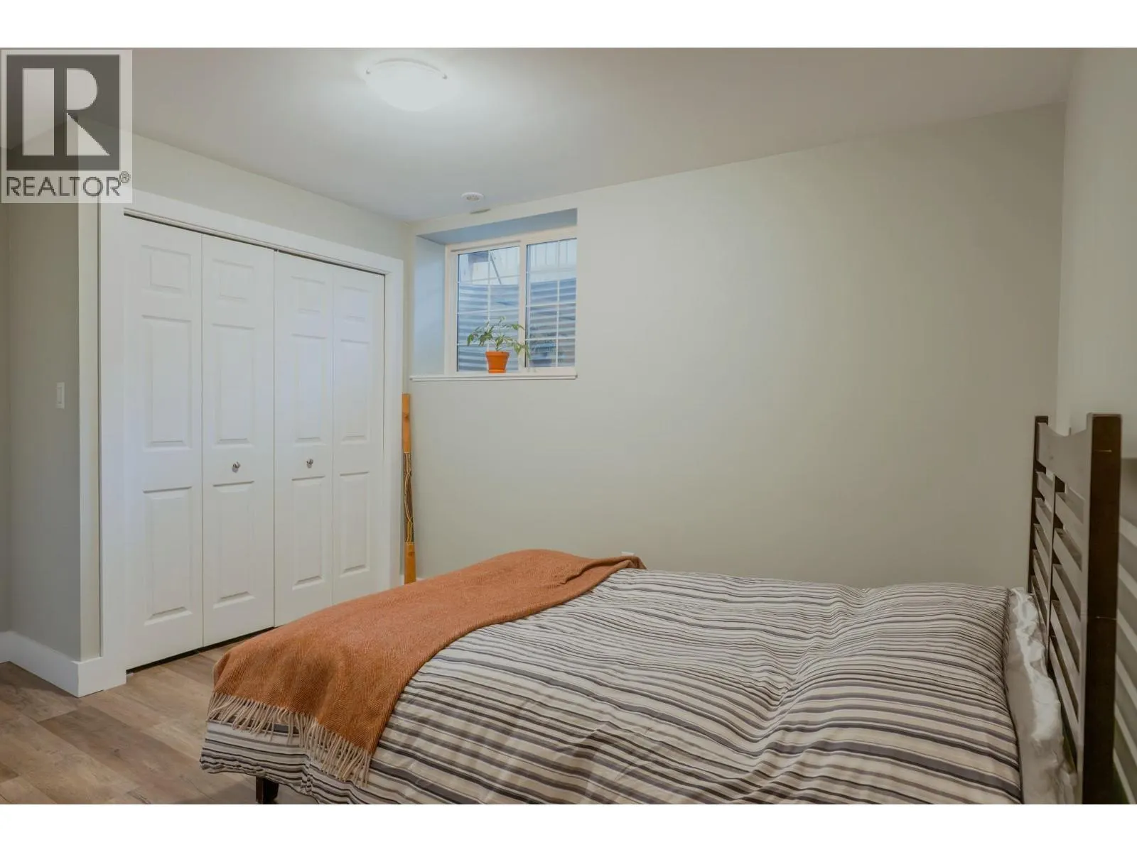 414 Beasley Street W