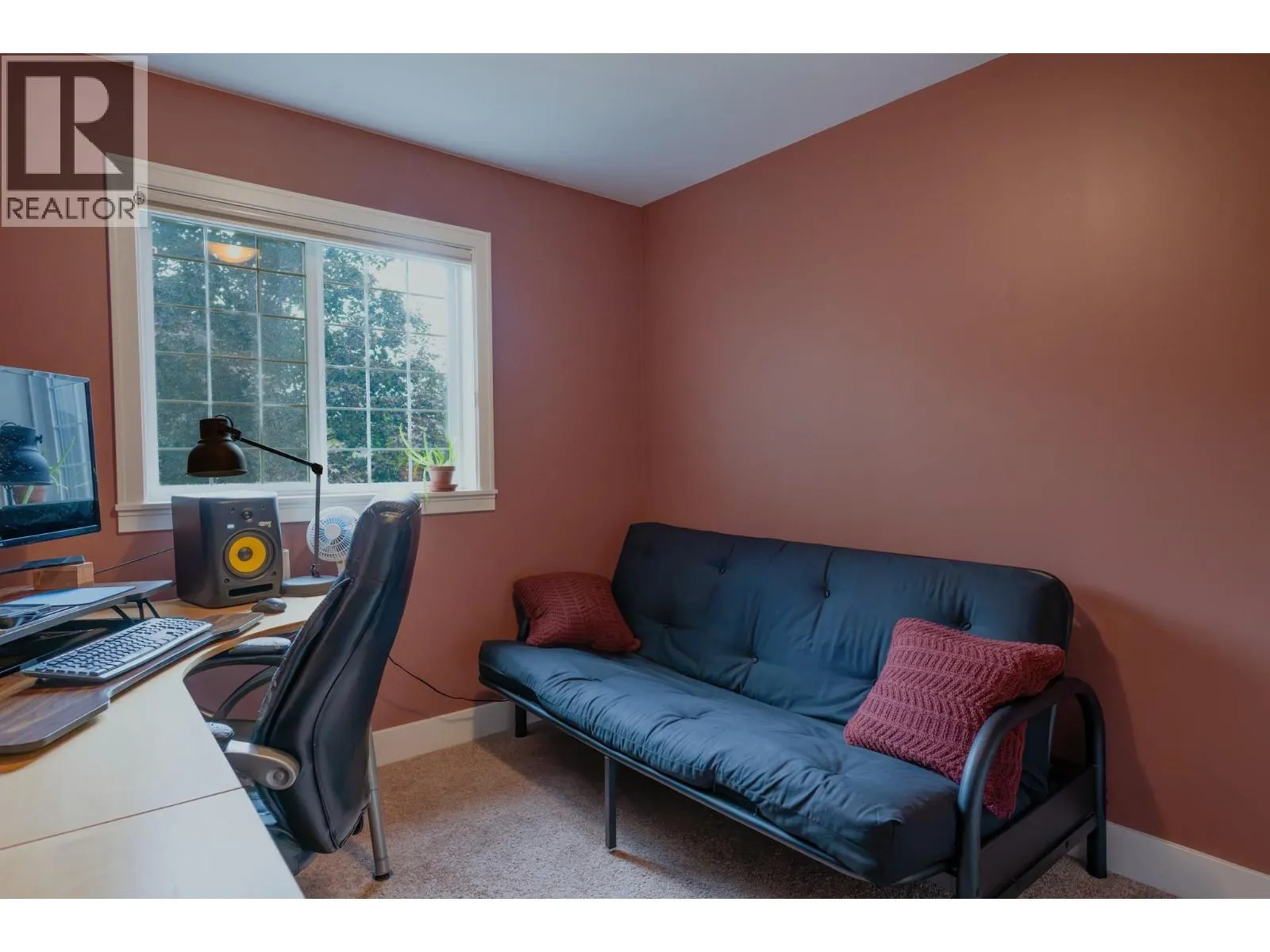 414 Beasley Street W
