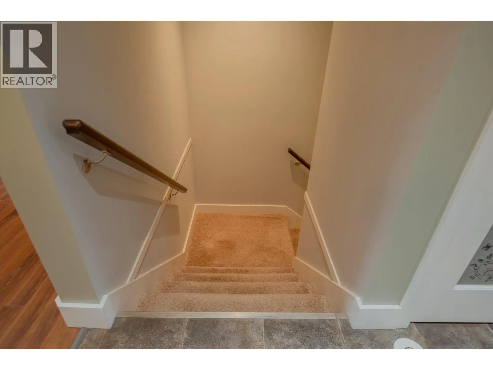 414 Beasley Street W