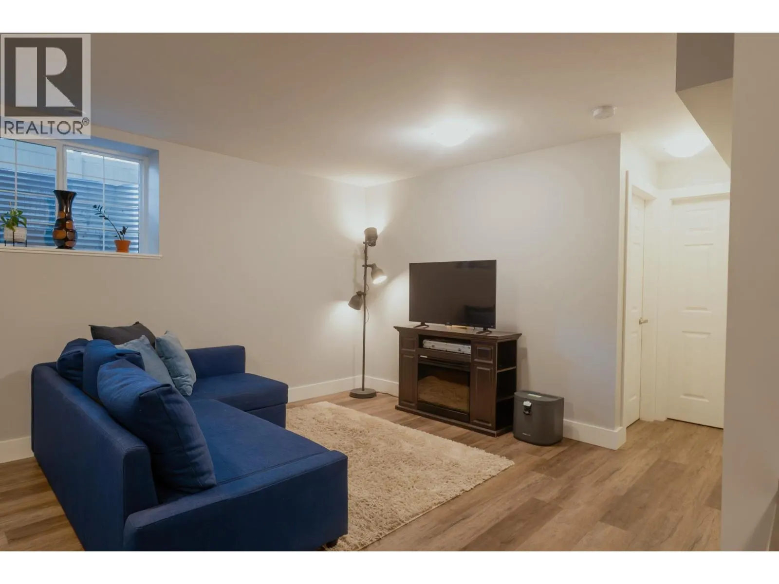 414 Beasley Street W
