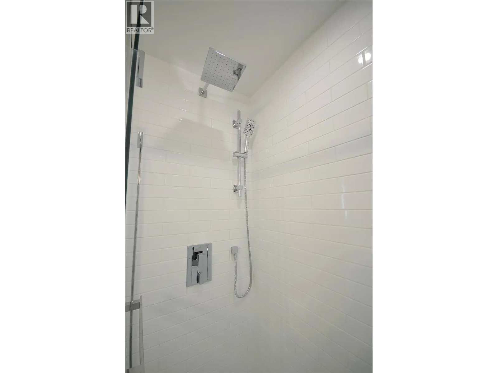 12204 Westside Road Unit# 200