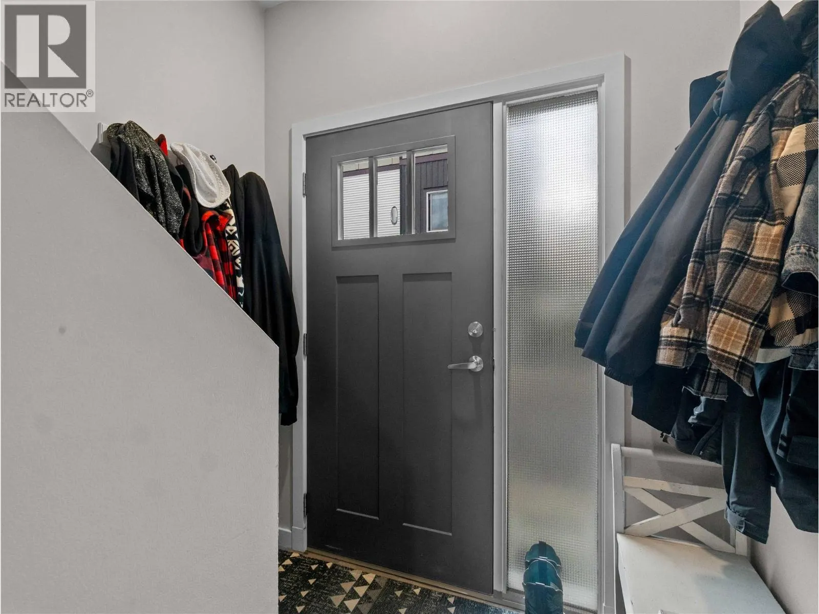 2081 11 Avenue NE Unit# 16