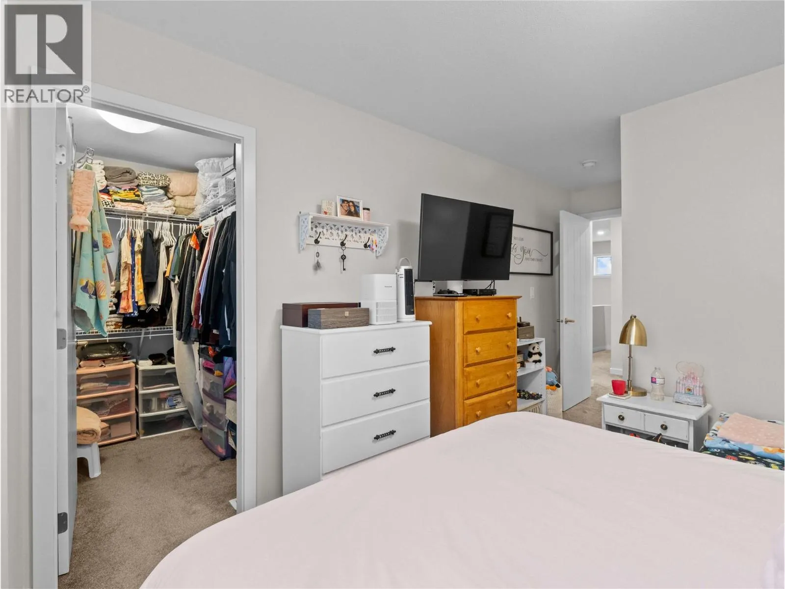 2081 11 Avenue NE Unit# 16