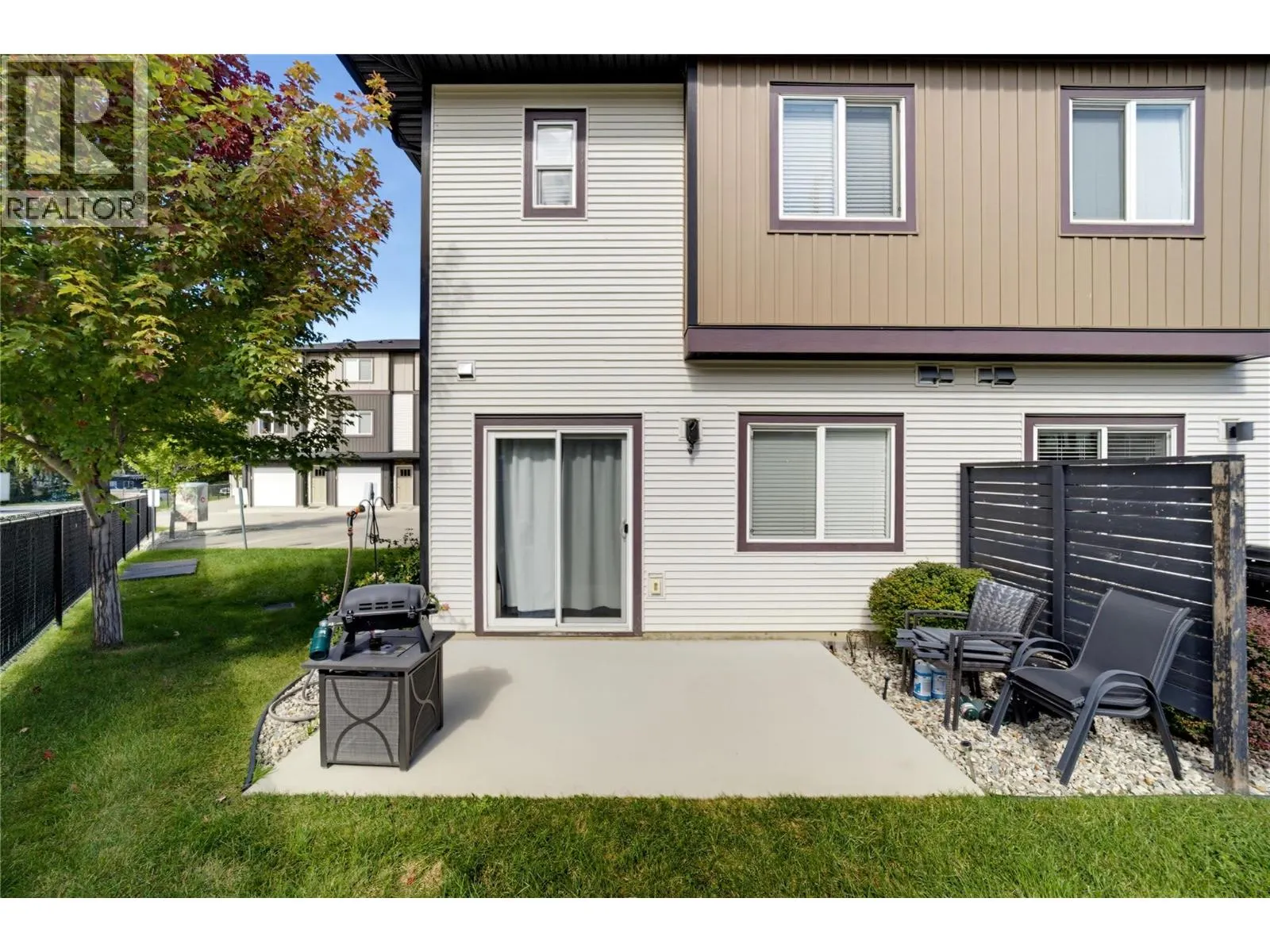 2081 11 Avenue NE Unit# 16