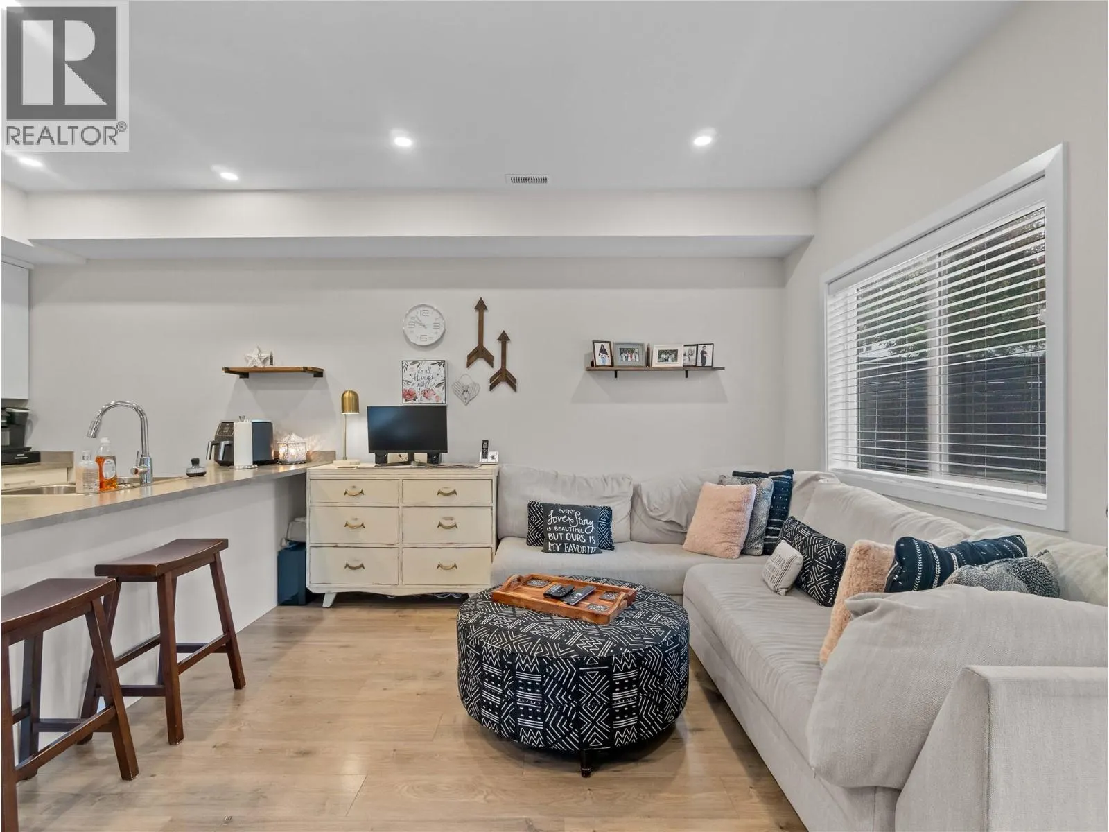 2081 11 Avenue NE Unit# 16