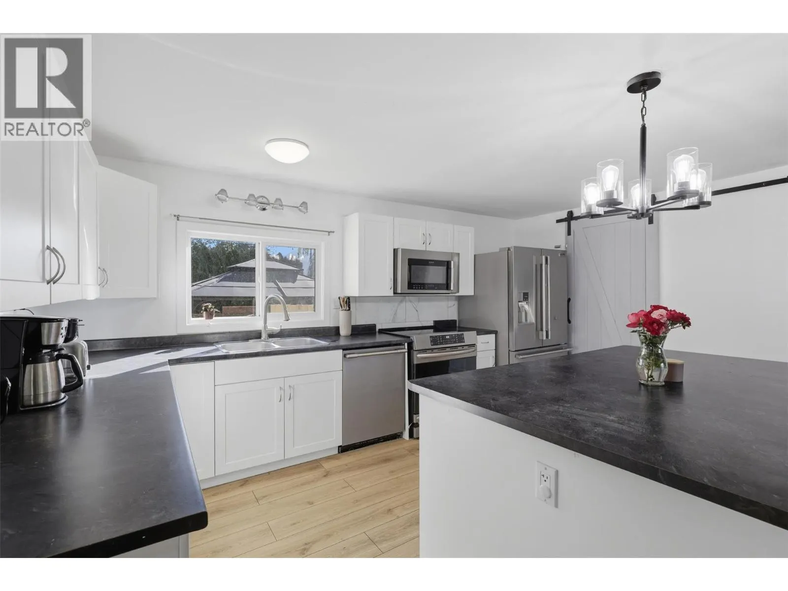 1328 Riverview Place