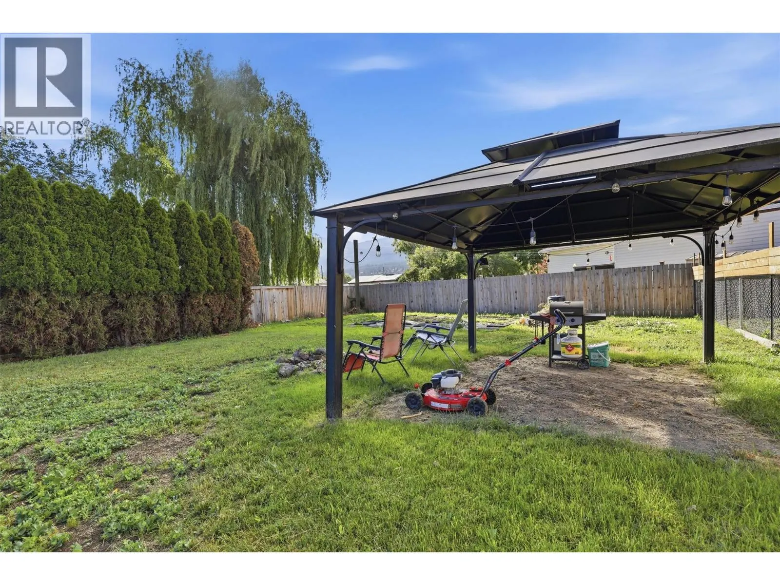 1328 Riverview Place