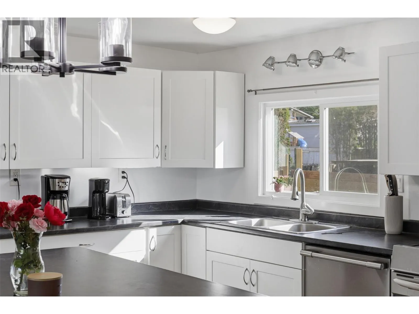 1328 Riverview Place