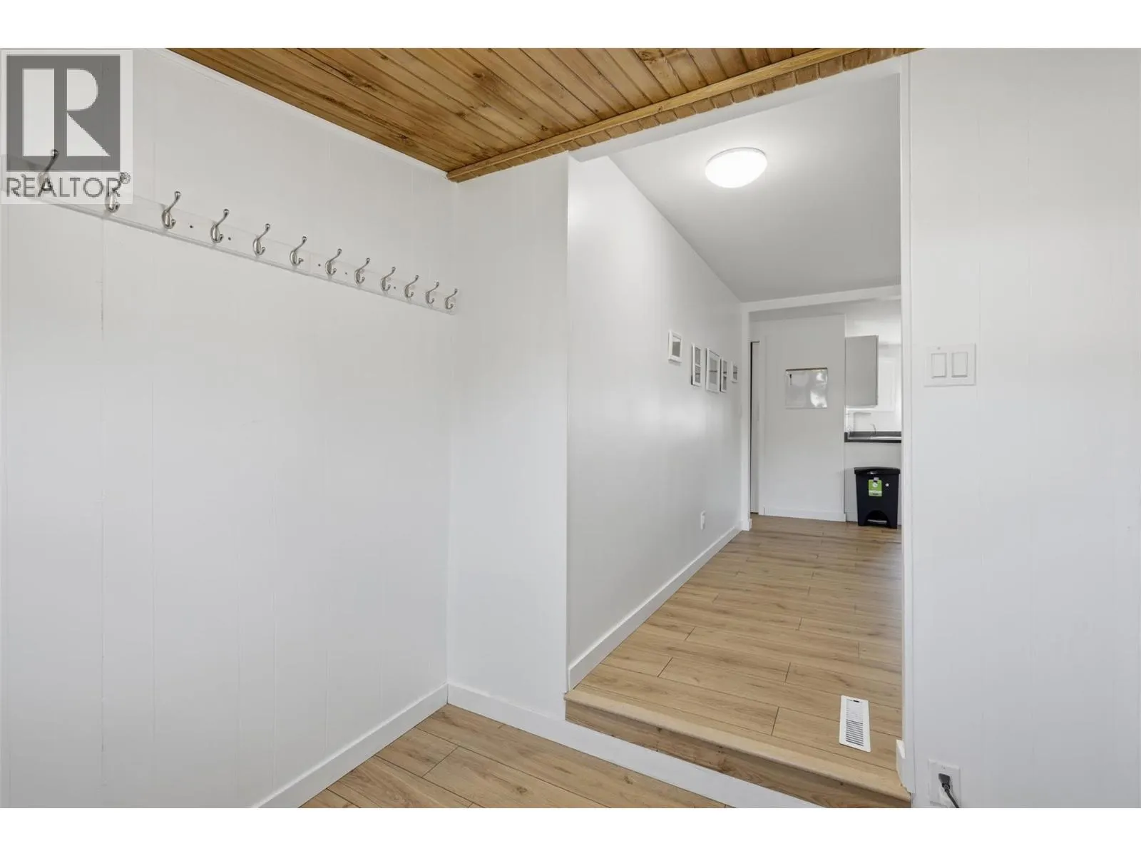 1328 Riverview Place