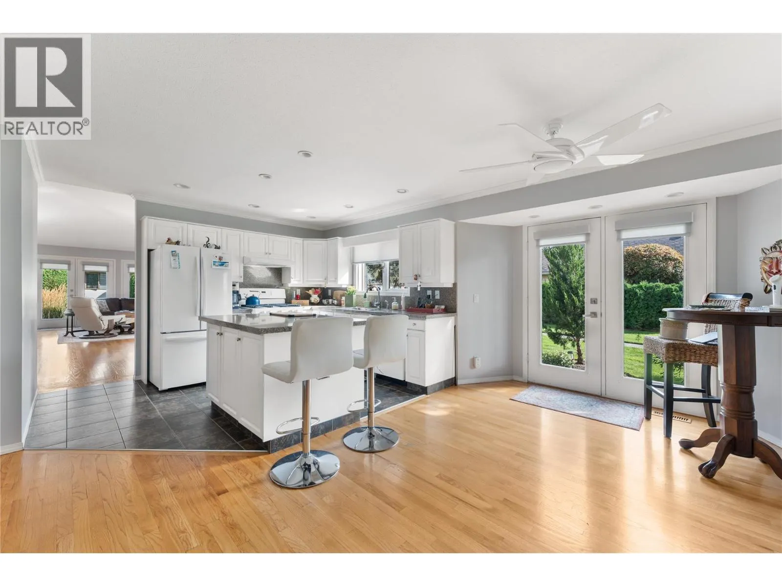 950 Lanfranco Road Unit# 77