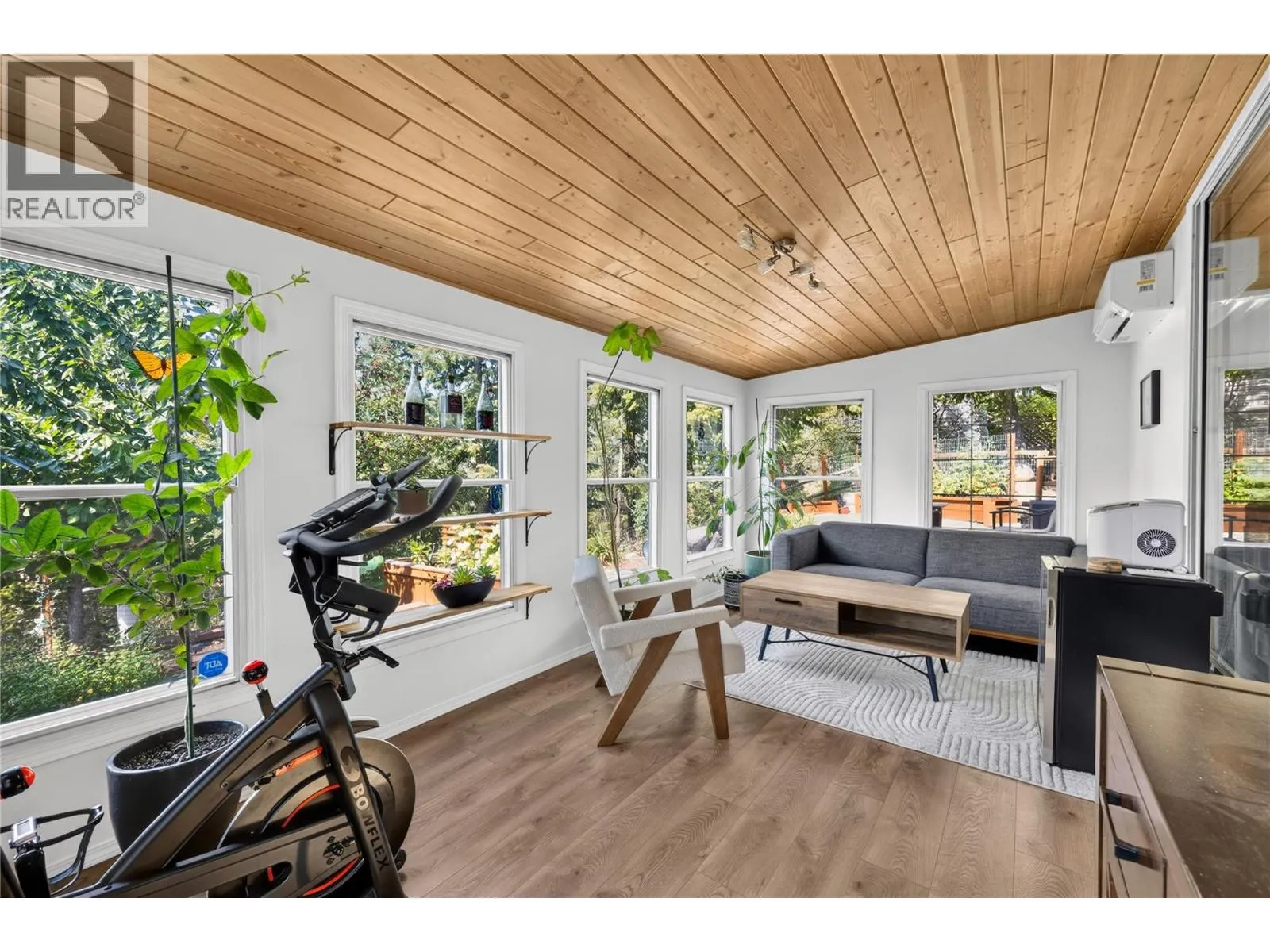 3115 JUNIPER Drive