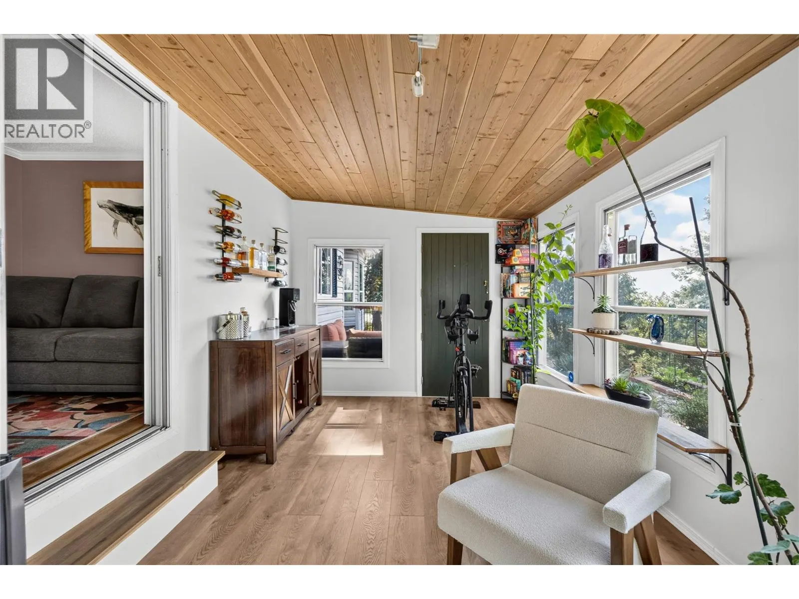 3115 JUNIPER Drive