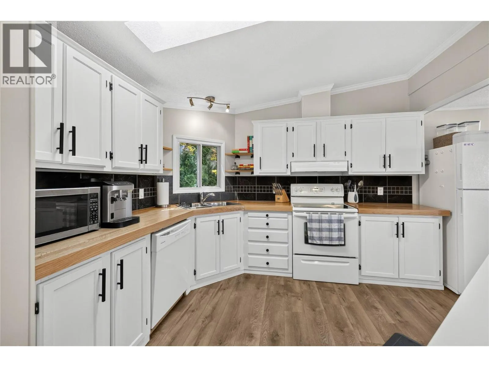 3115 JUNIPER Drive