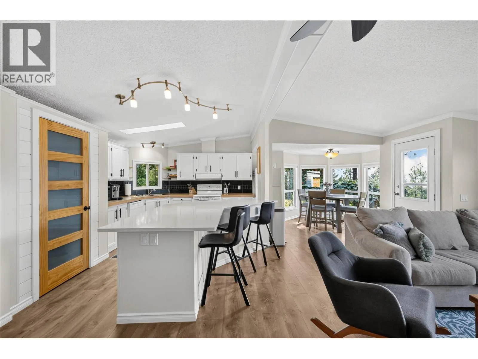 3115 JUNIPER Drive