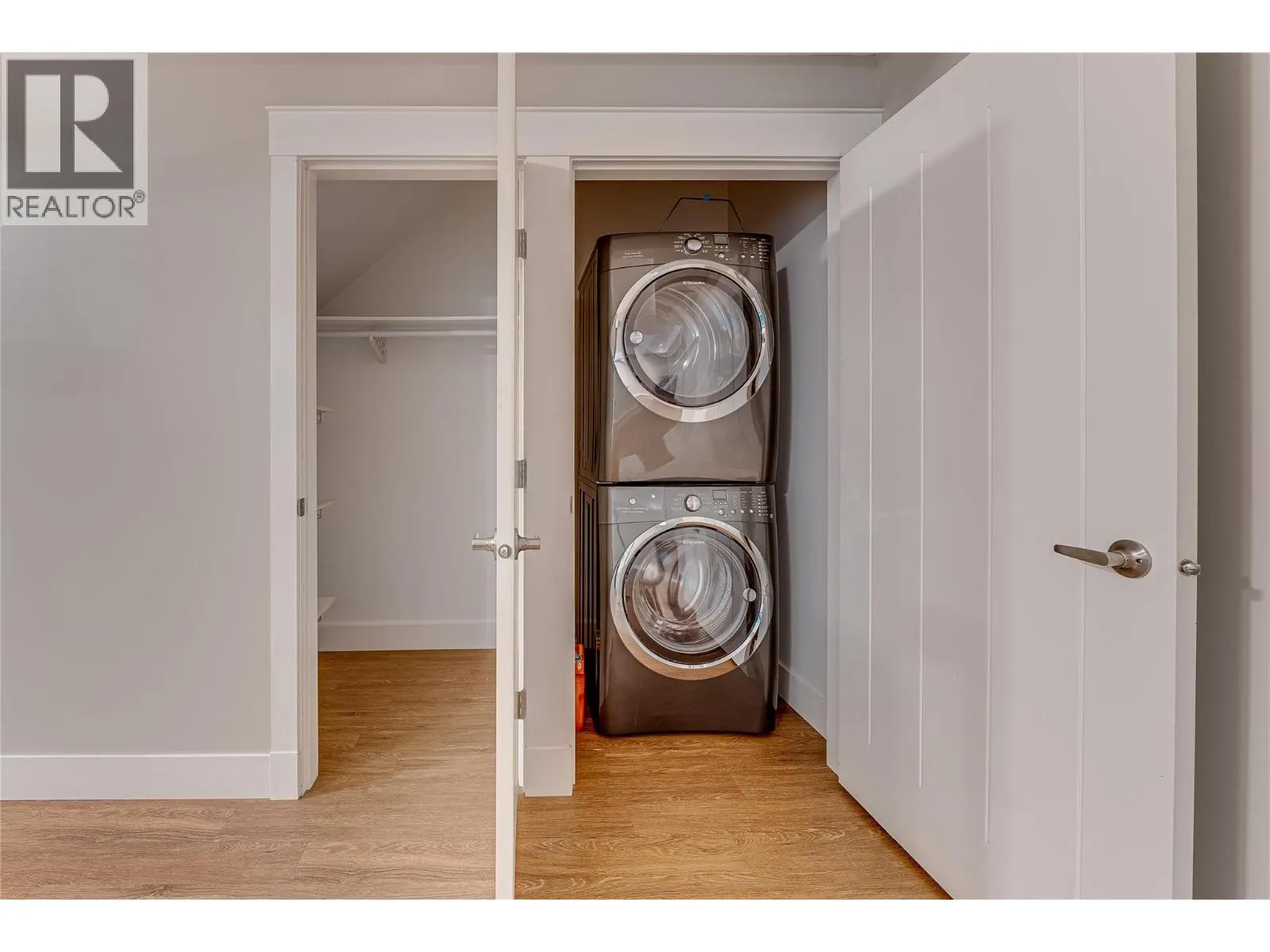 3804 32 Avenue Unit# 3