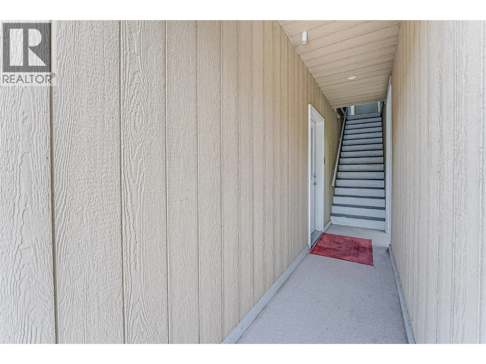 3804 32 Avenue Unit# 3
