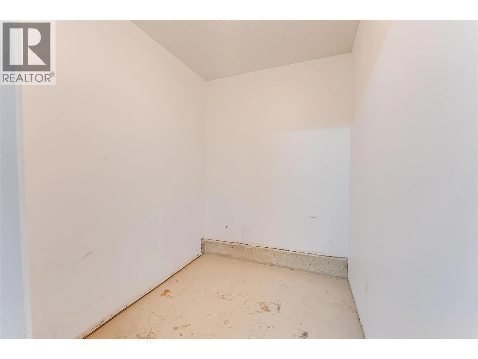 3804 32 Avenue Unit# 3