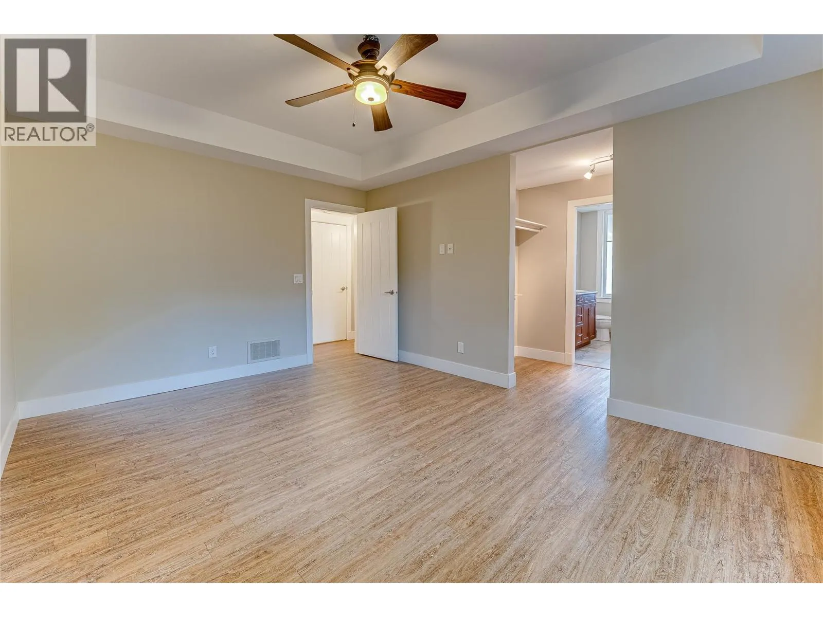 3804 32 Avenue Unit# 3