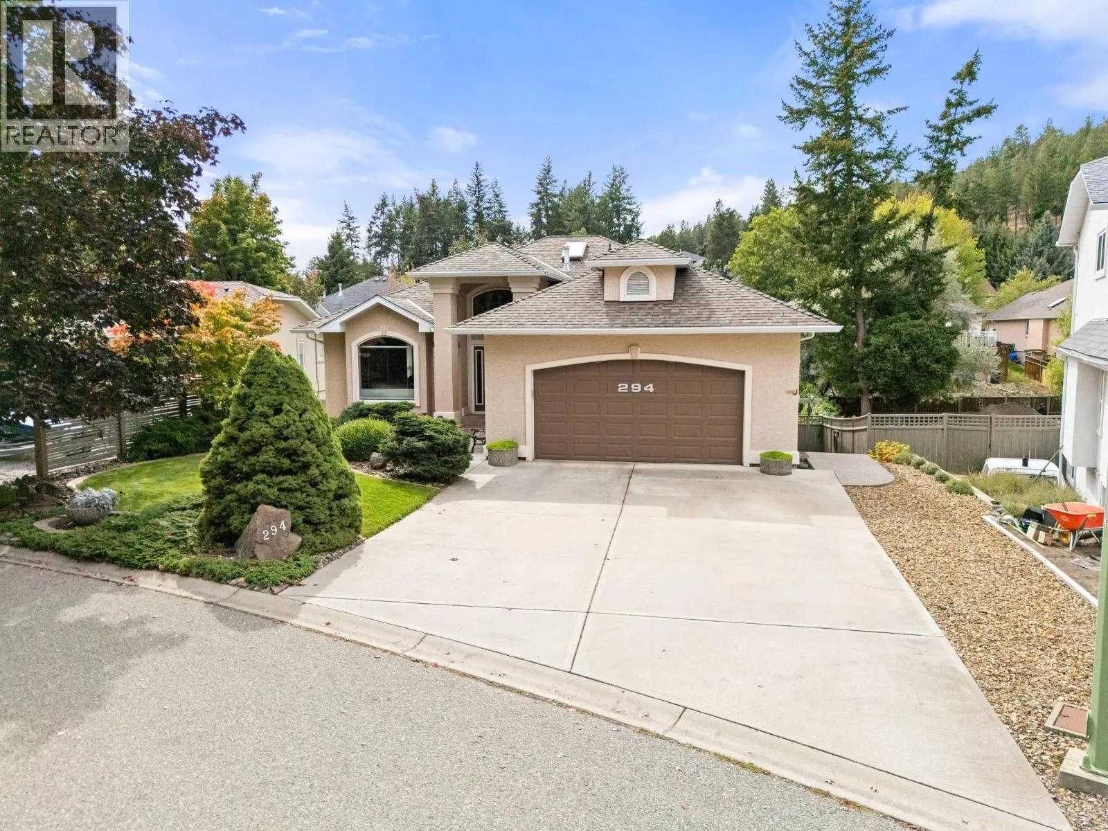 294 Knightsbridge Way