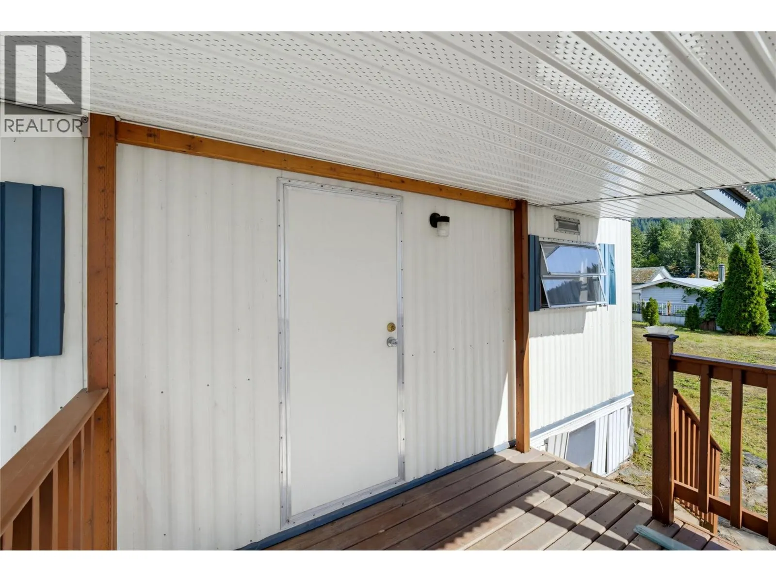 405 Gillis Avenue
