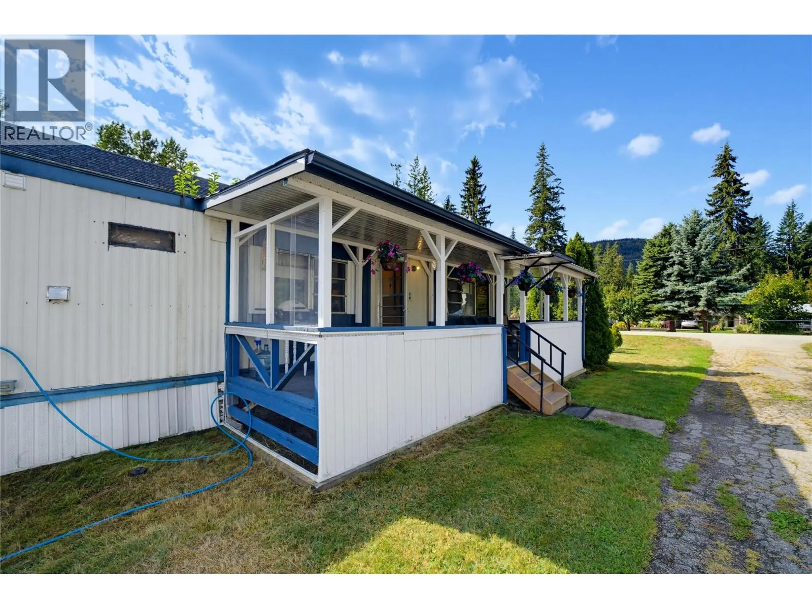 405 Gillis Avenue