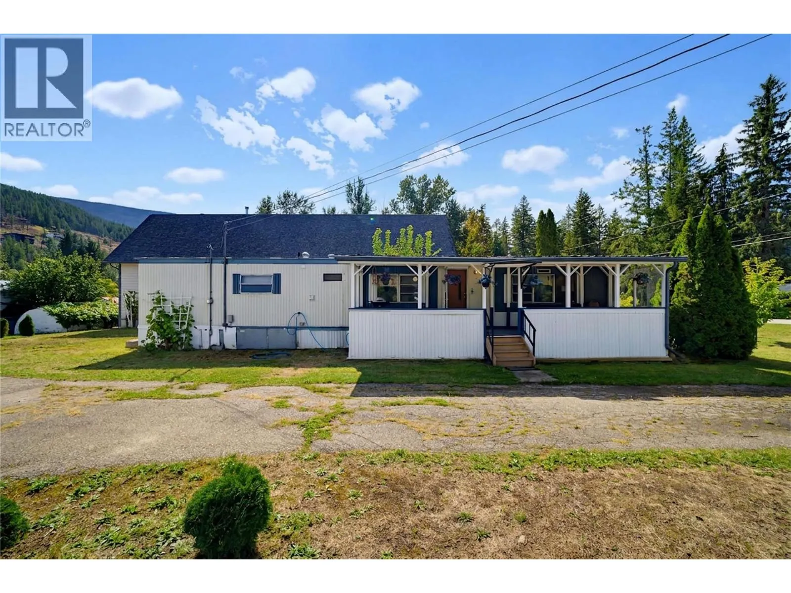 405 Gillis Avenue
