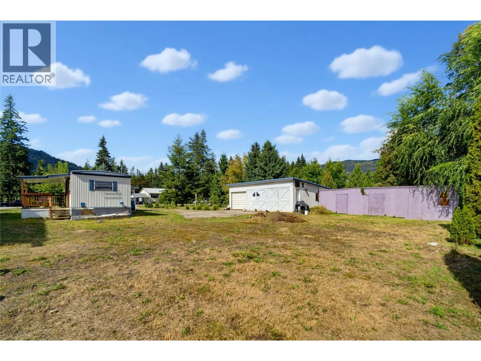 405 Gillis Avenue