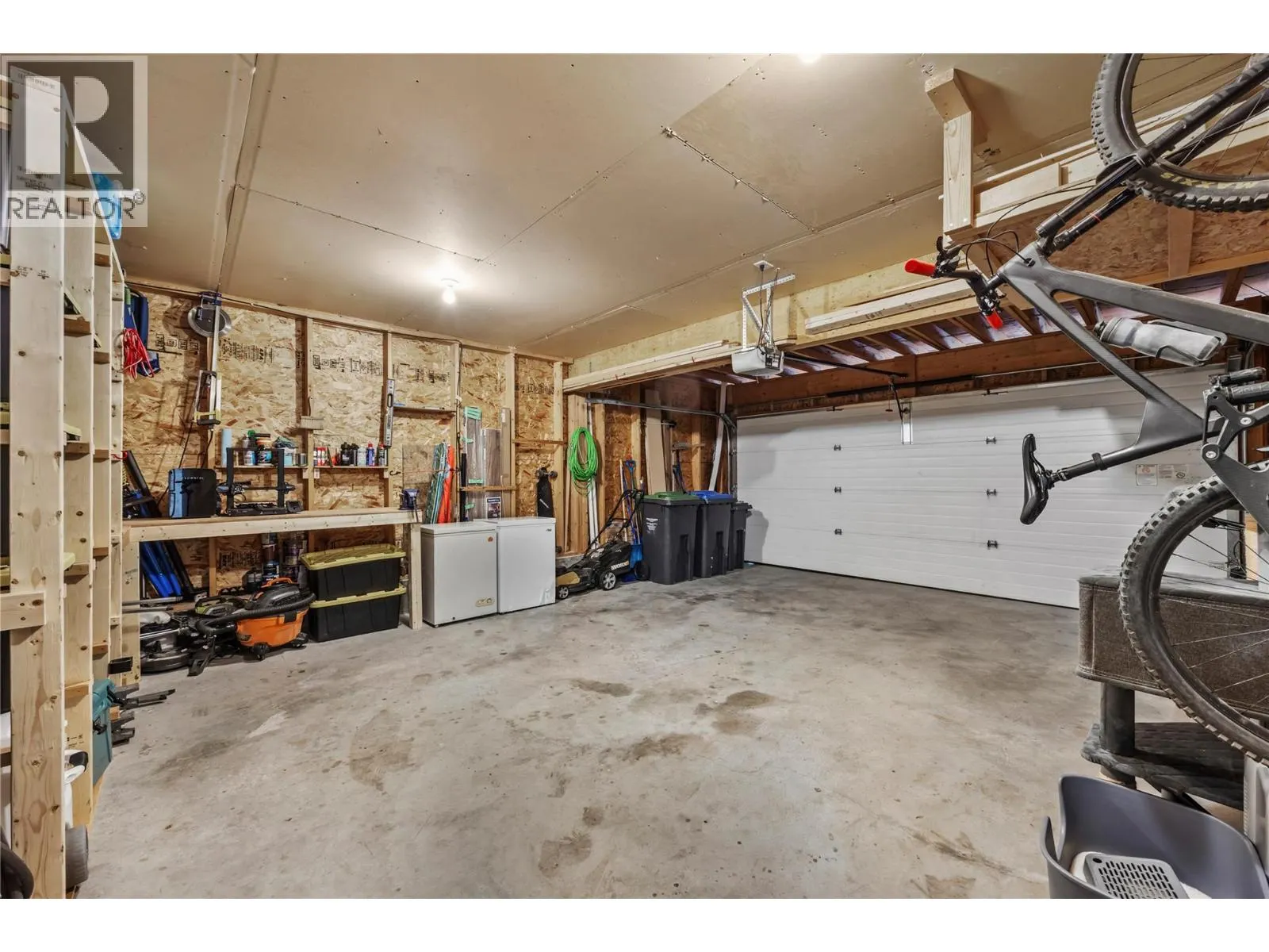 2322 Shannon Heights Place