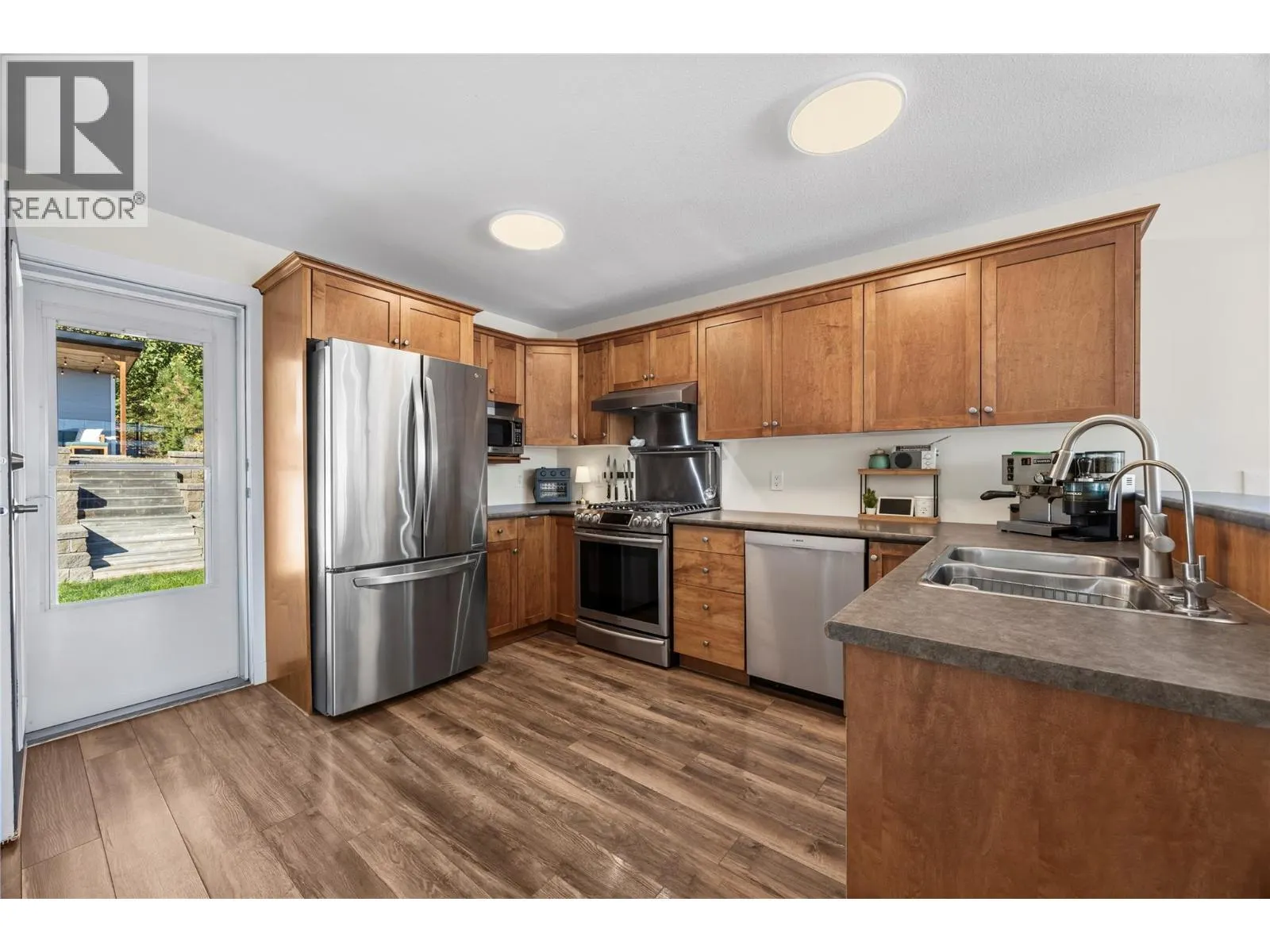 2322 Shannon Heights Place