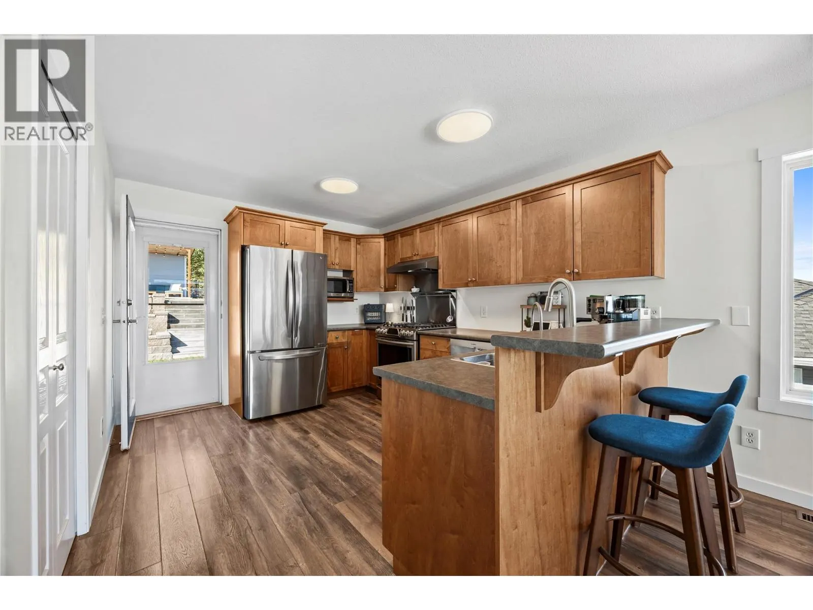 2322 Shannon Heights Place