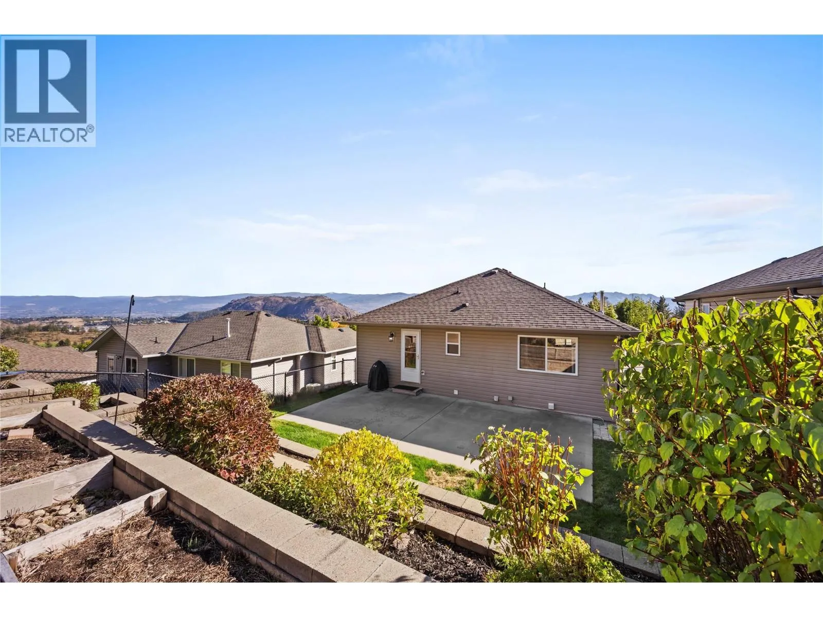2322 Shannon Heights Place
