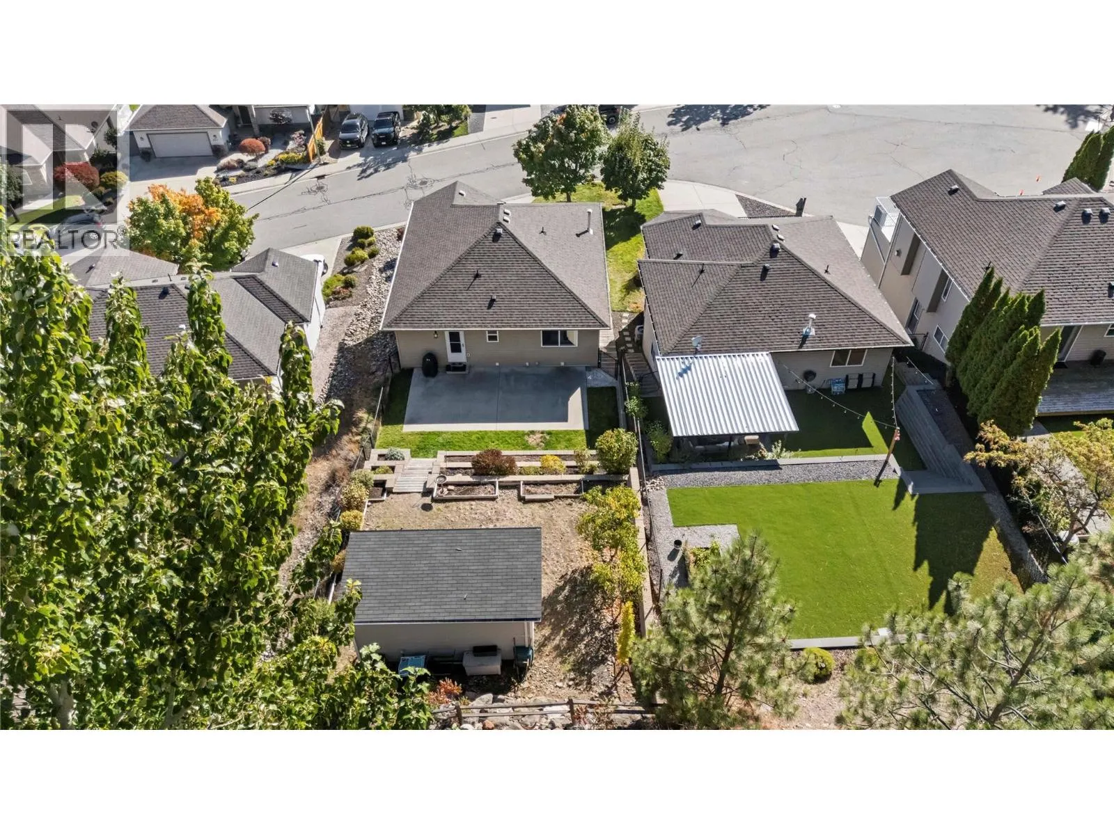 2322 Shannon Heights Place