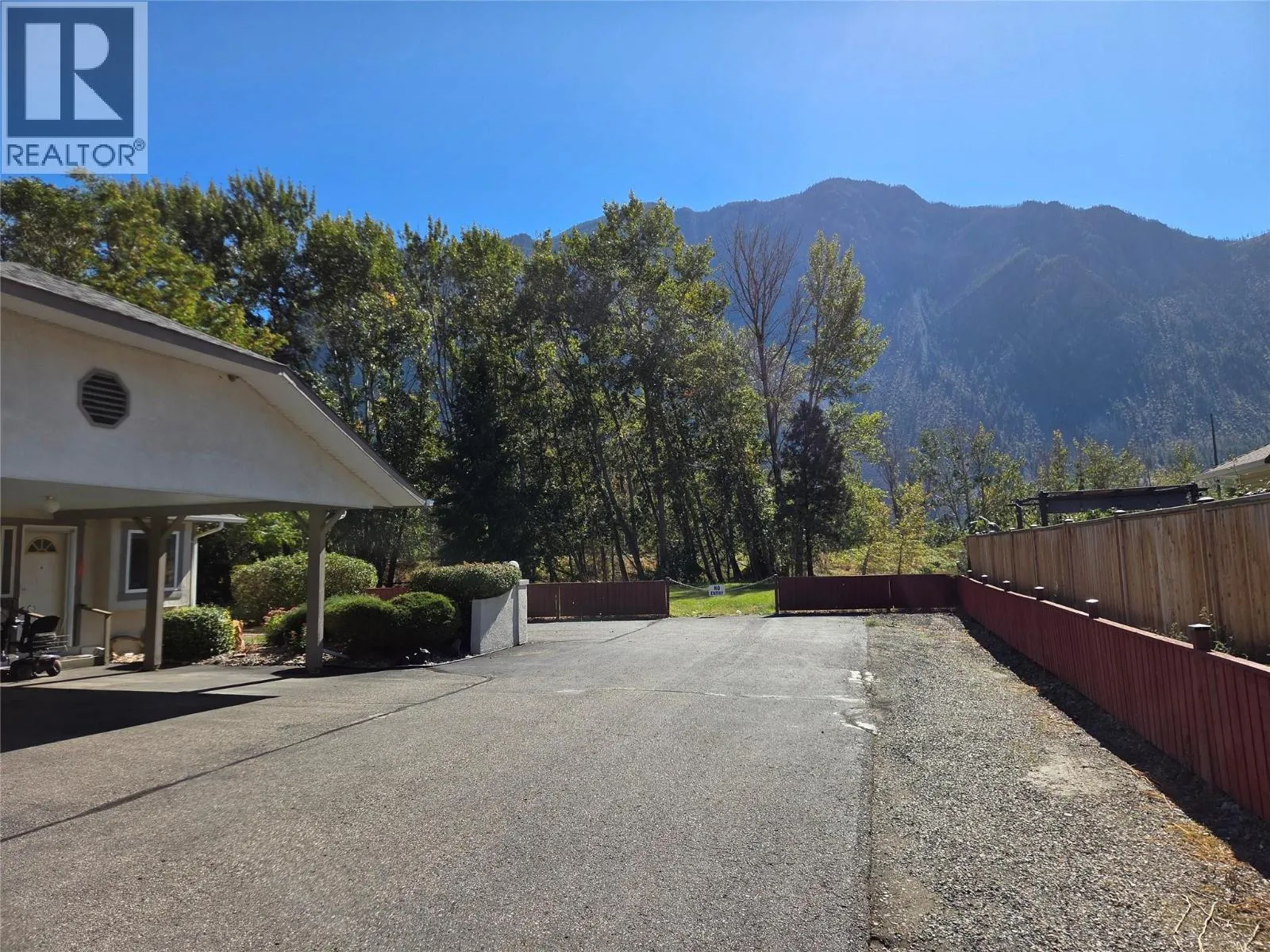 815 11th Avenue Unit# 16