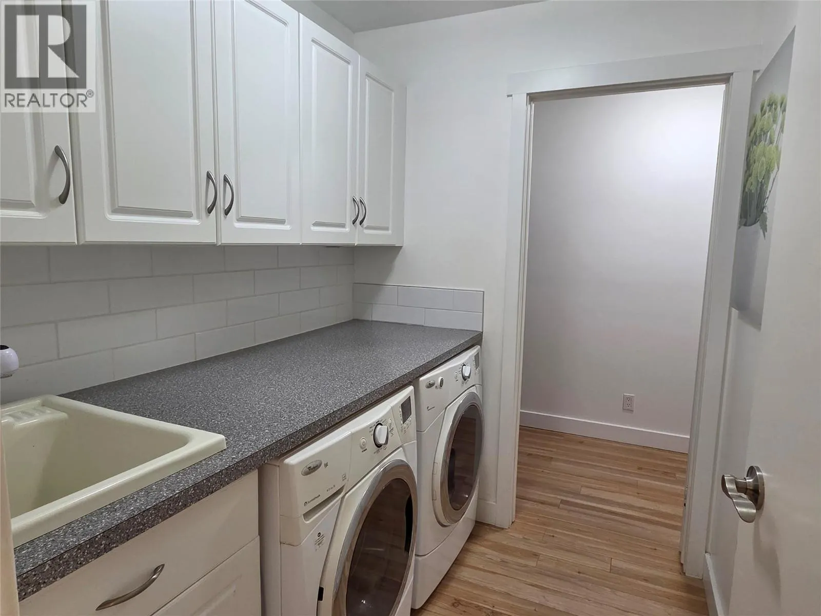 815 11th Avenue Unit# 16
