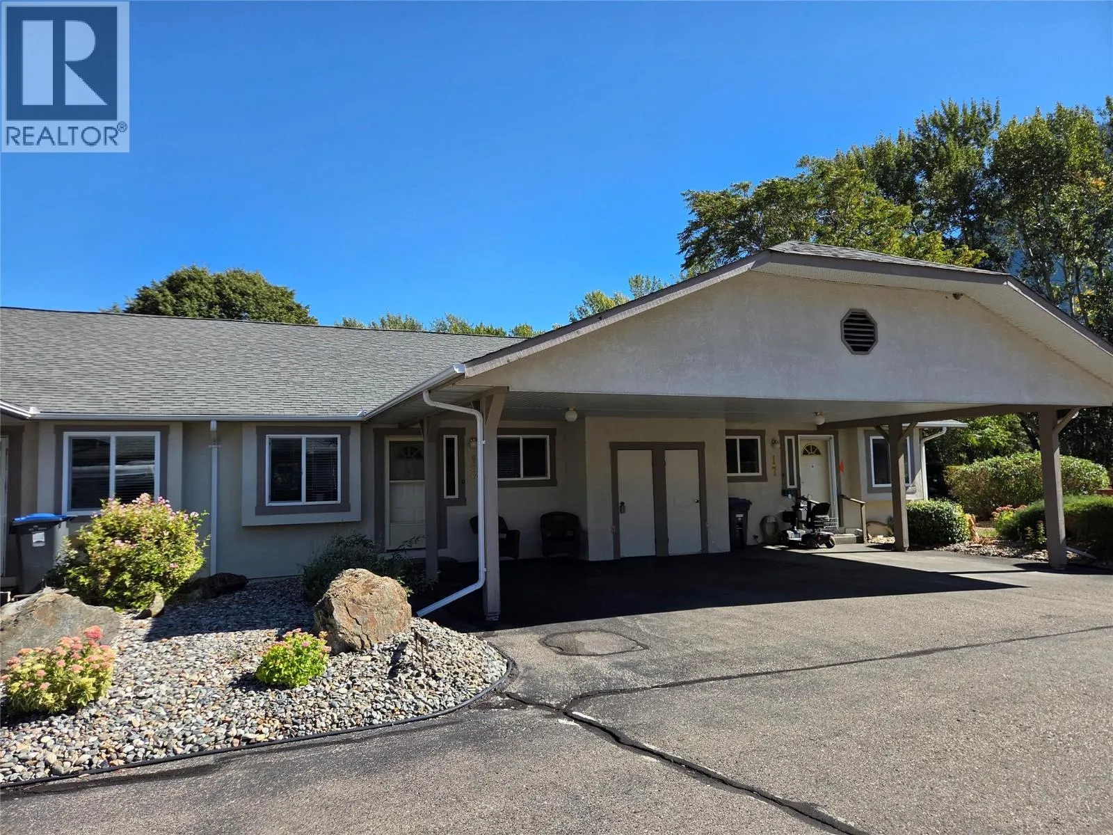 815 11th Avenue Unit# 16