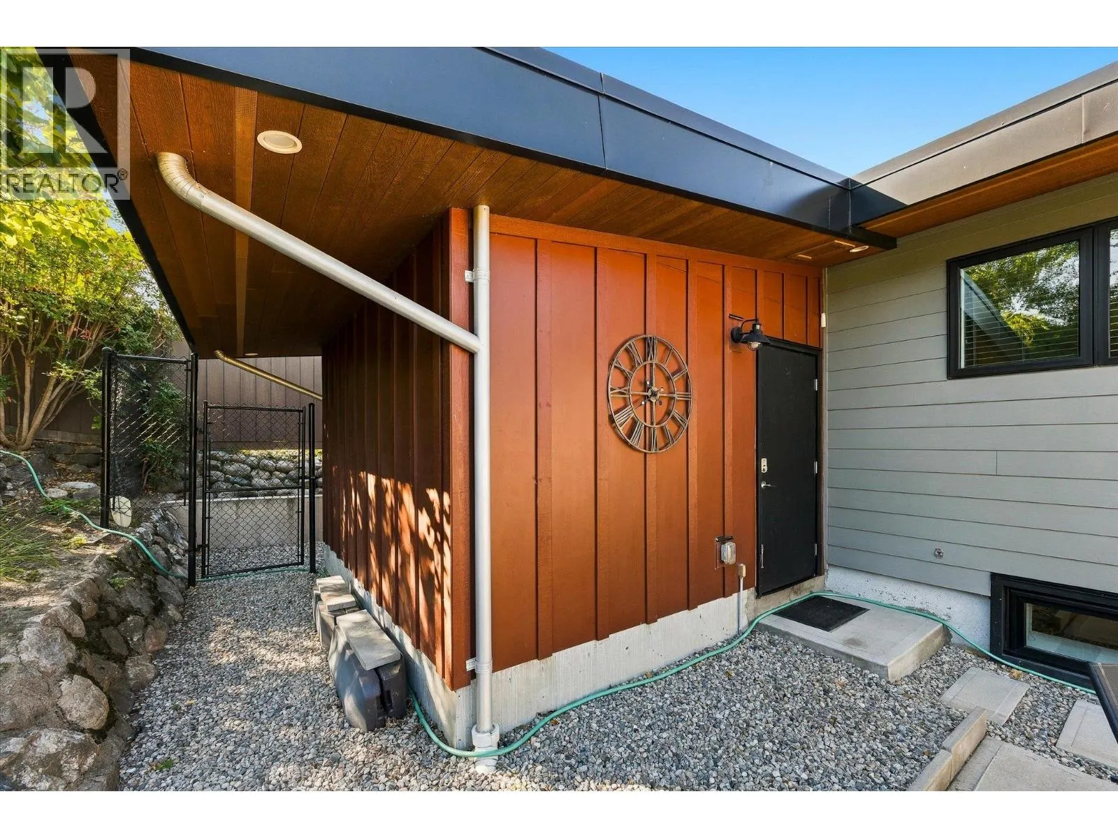 158 Grandview Street