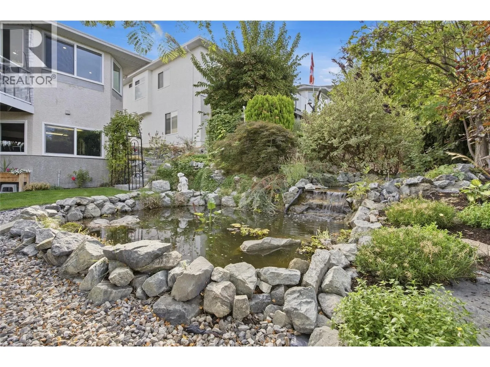 724 Lone Pine Drive