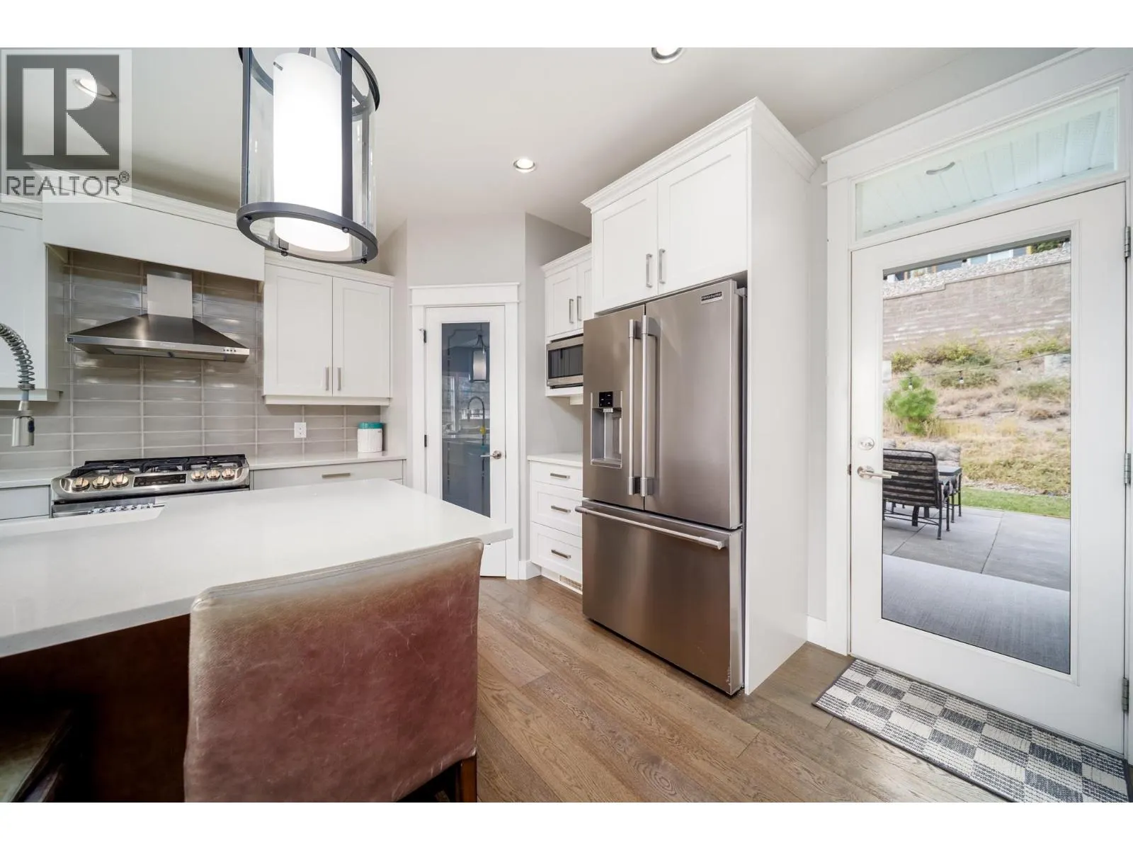2588 Paramount Drive