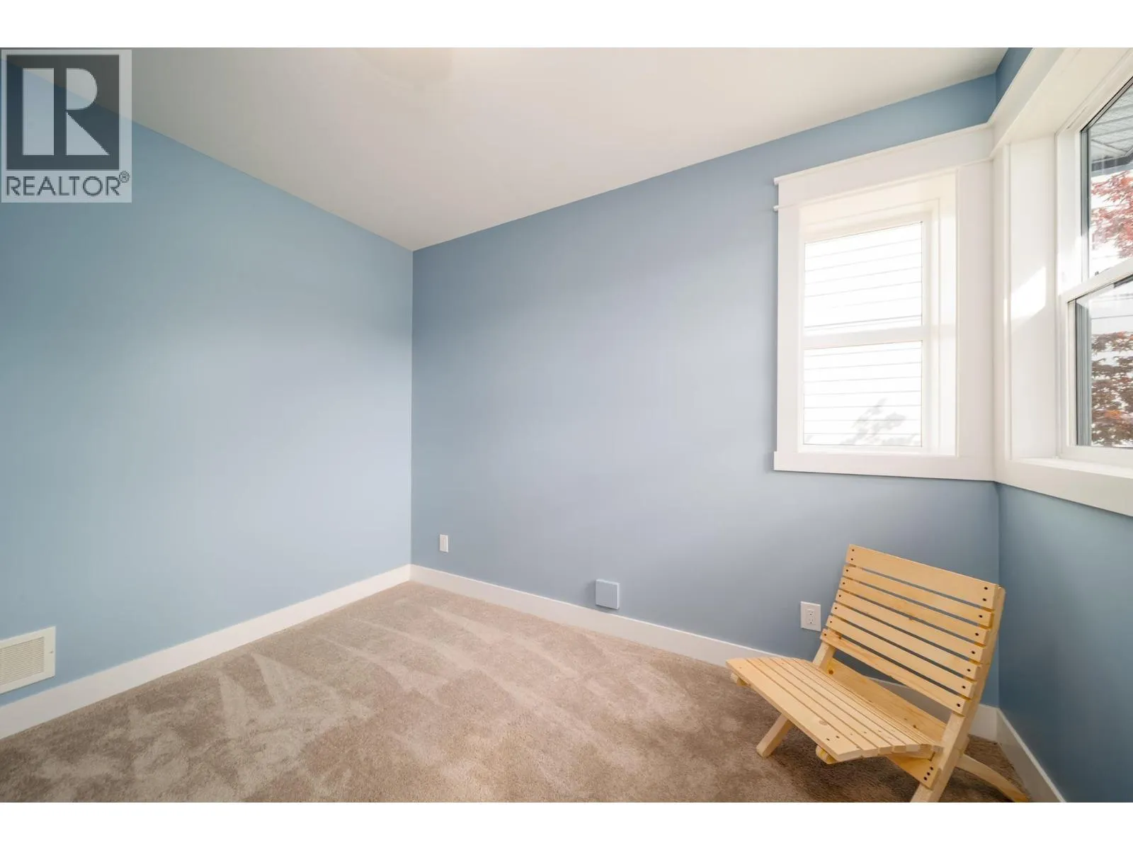 2588 Paramount Drive