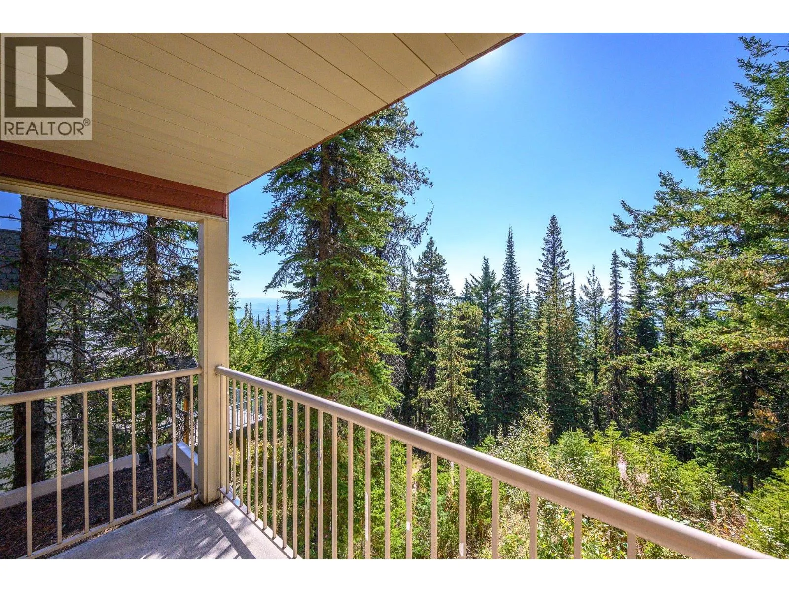 720 Monashee Court