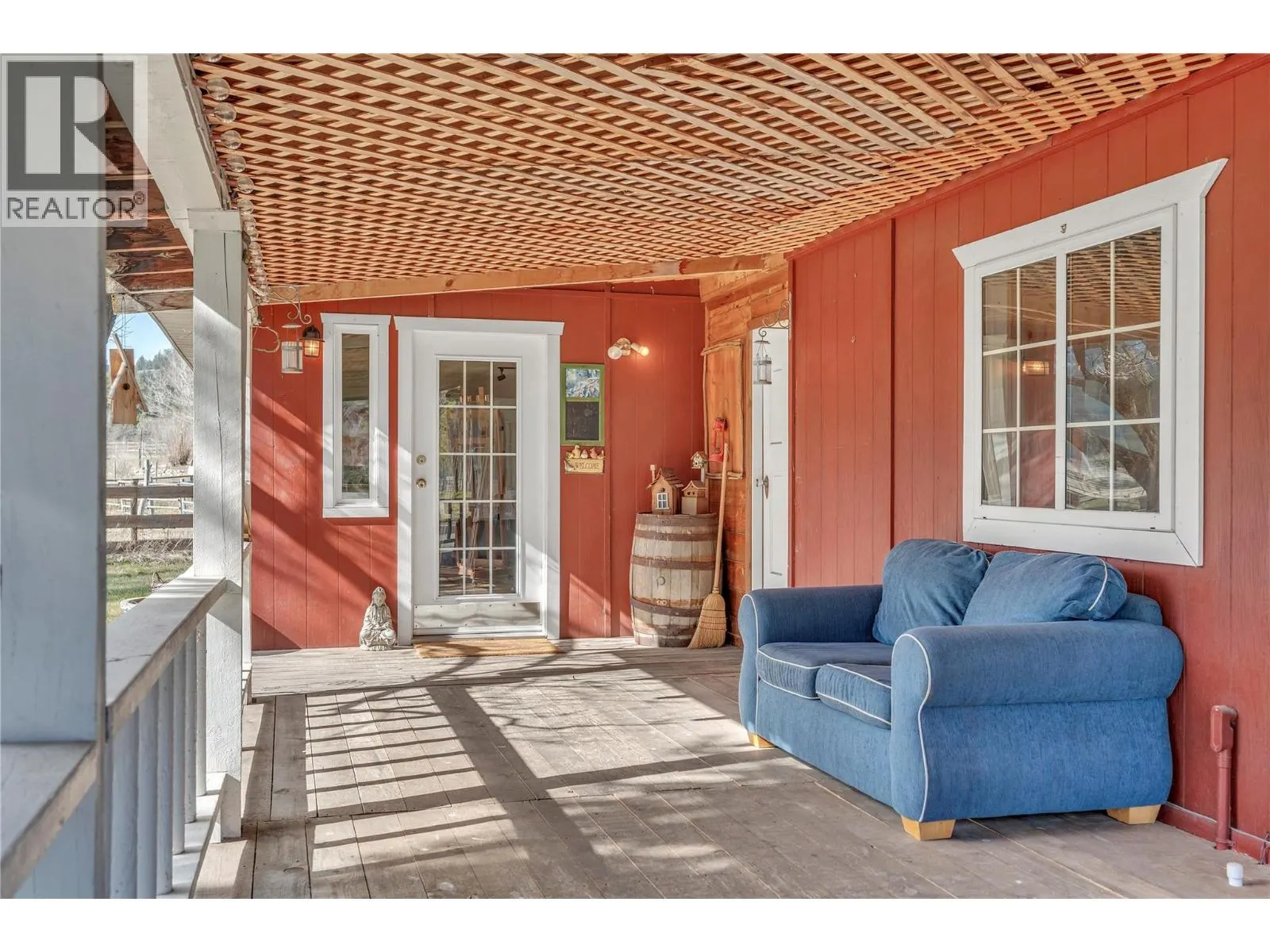 212 Carr Crescent