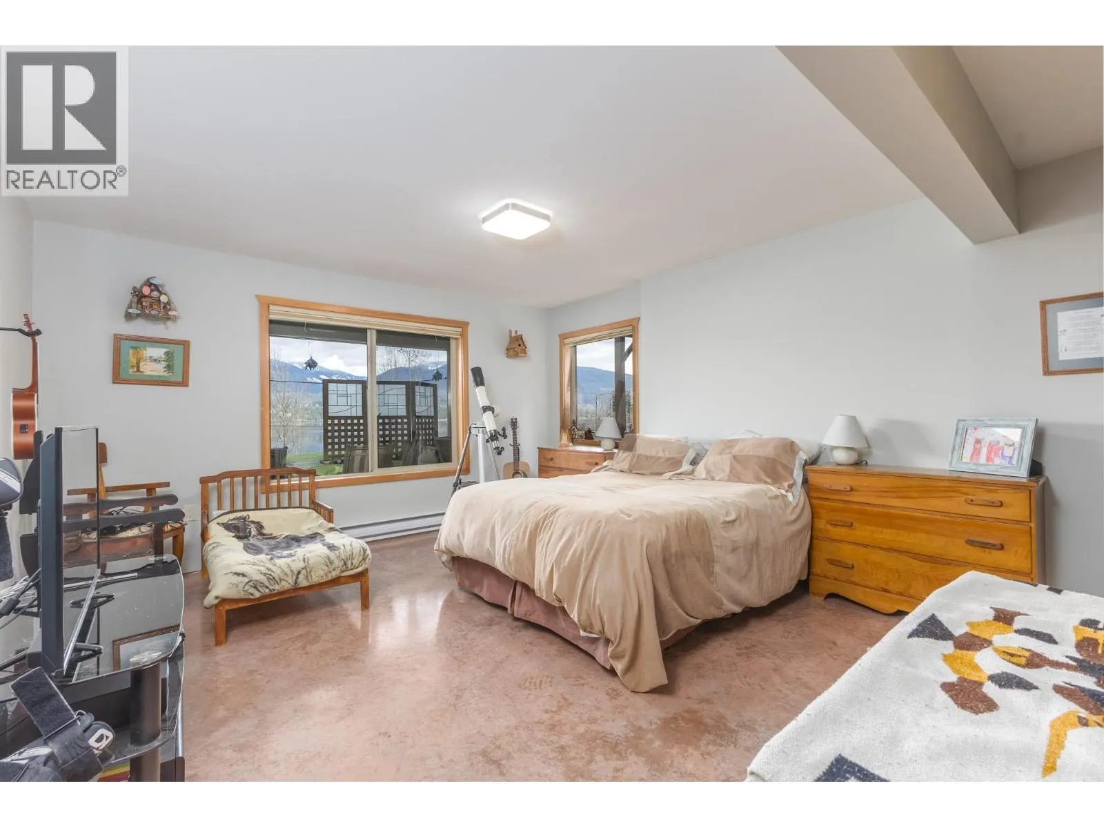 3572 Eagle Bay Road