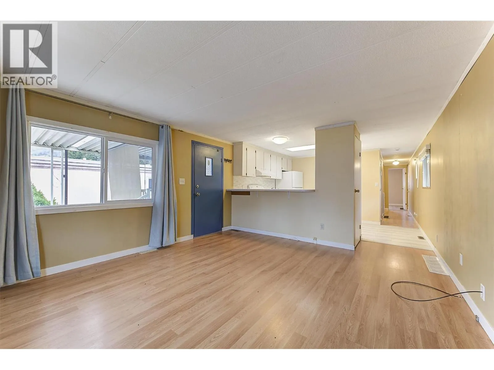 1929 97 Highway S Unit# 45