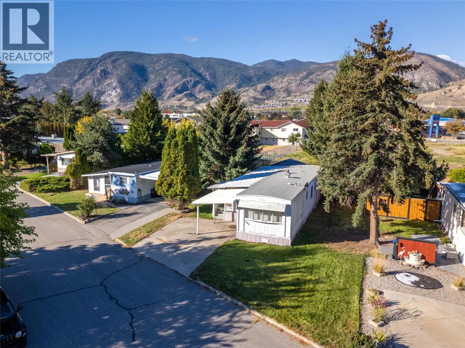 197 Dauphin Avenue Unit# 207
